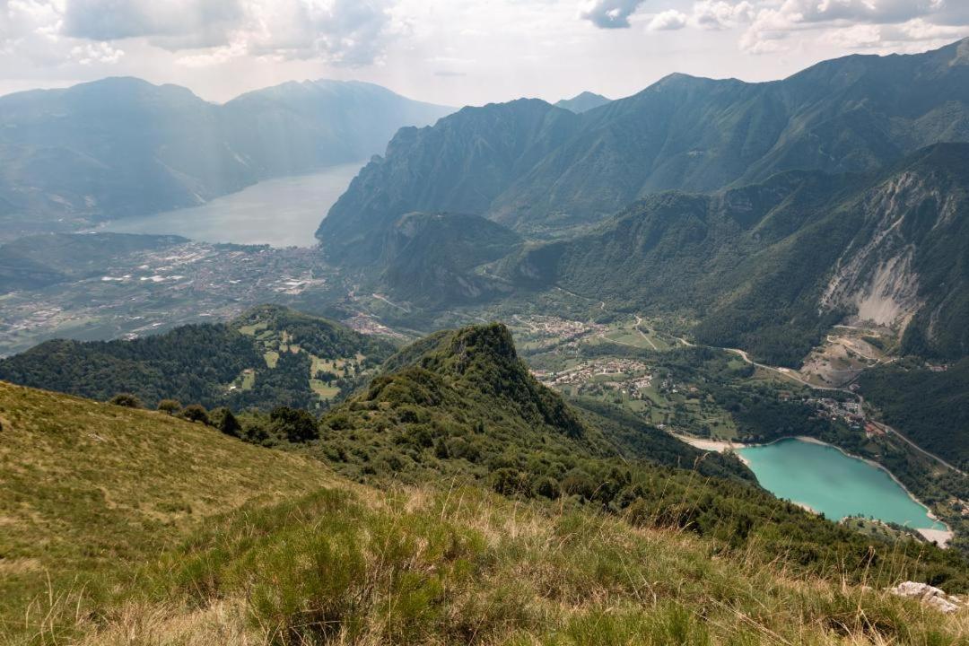 Rustica Sul Lago Tenno Primo Piano Luaran gambar